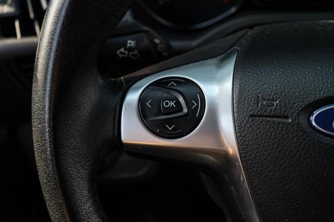 Ford Kuga II с пробегом 2016 года, цена 1 590 000 рублей, 113890 км, внедорожник, Автокод Объявления