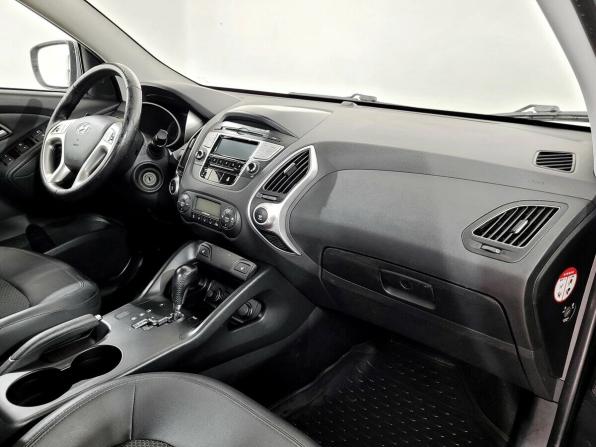 Hyundai ix35 I с пробегом 2012 года, цена 900 000 рублей, 351271 км, внедорожник, Автокод Объявления