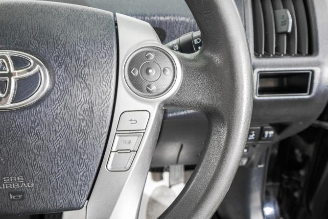 Toyota Prius Alpha I (ZVW40/41) Рестайлинг с пробегом 2014 года, цена 1 299 000 рублей, 210000 км, универсал, Автокод Объявления