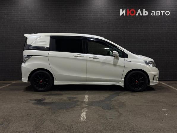 Honda Freed I Рестайлинг с пробегом 2012 года, цена 1 200 000 рублей, 192421 км, компактвэн, Автокод Объявления