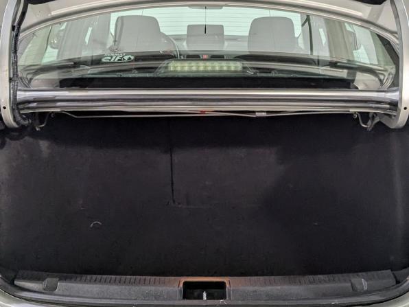 Renault Fluence I Рестайлинг с пробегом 2014 года, цена 950 000 рублей, 128461 км, седан, Автокод Объявления