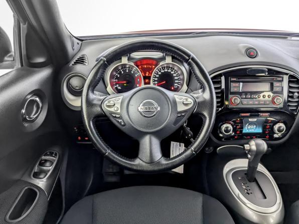 Nissan Juke I с пробегом 2013 года, цена 1 015 000 рублей, 119107 км, внедорожник, Автокод Объявления