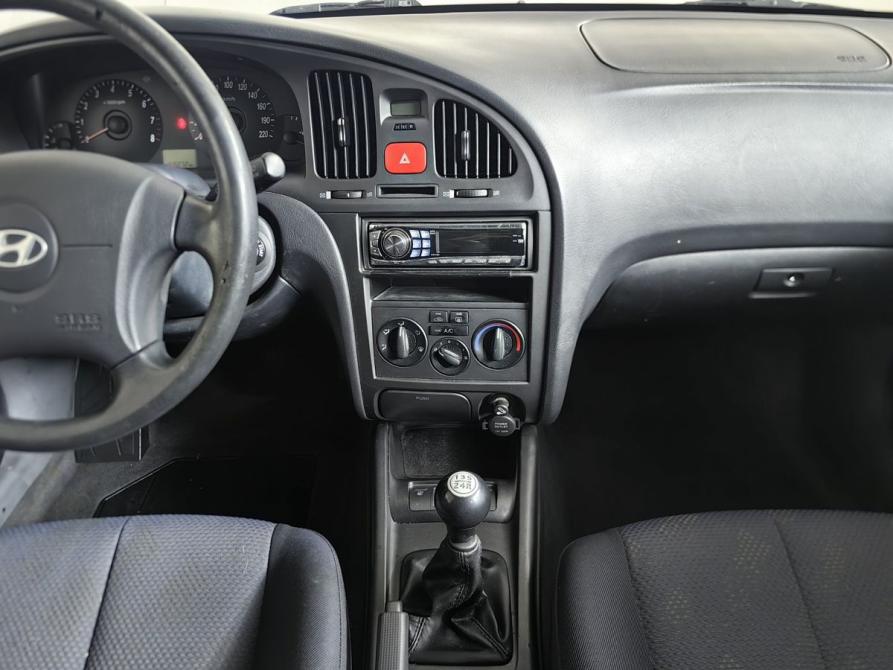 Hyundai Elantra III (XD2) Рестайлинг Москва  - изображение 14