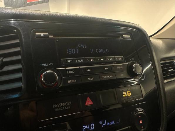 Mitsubishi Outlander III Рестайлинг 2 с пробегом 2016 года, цена 1 639 000 рублей, 177706 км, внедорожник, Автокод Объявления