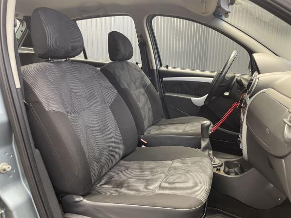 Renault Sandero I с пробегом 2010 года, цена 397 000 рублей, 237703 км, хэтчбек, Автокод Объявления