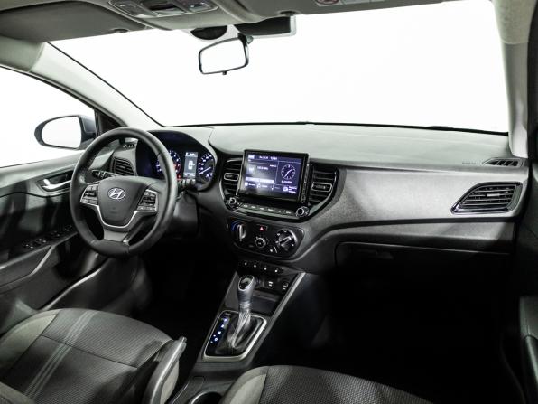 Hyundai Solaris II Рестайлинг с пробегом 2020 года, цена 1 599 700 рублей, 77134 км, седан, Автокод Объявления