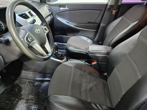Hyundai Solaris I с пробегом 2013 года, цена 750 000 рублей, 159000 км, хэтчбек, Автокод Объявления