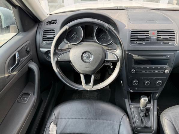 Skoda Yeti I Рестайлинг с пробегом 2014 года, цена 985 000 рублей, 207350 км, внедорожник, Автокод Объявления
