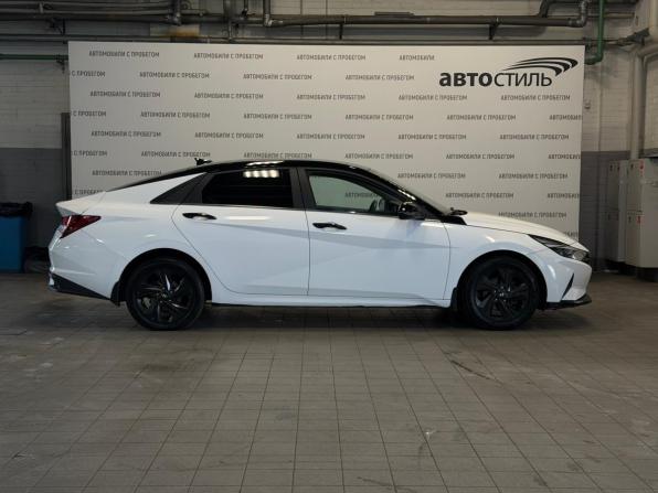 Hyundai Elantra VII (CN7) с пробегом 2022 года, цена 1 399 000 рублей, 205000 км, седан, Автокод Объявления