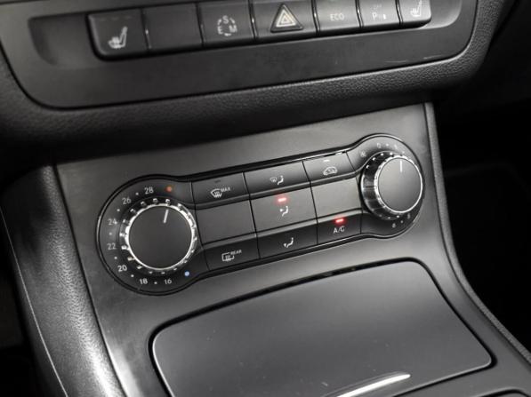 Mercedes-Benz B-Класс II (W246) с пробегом 2012 года, цена 1 045 900 рублей, 124037 км, хэтчбек, Автокод Объявления