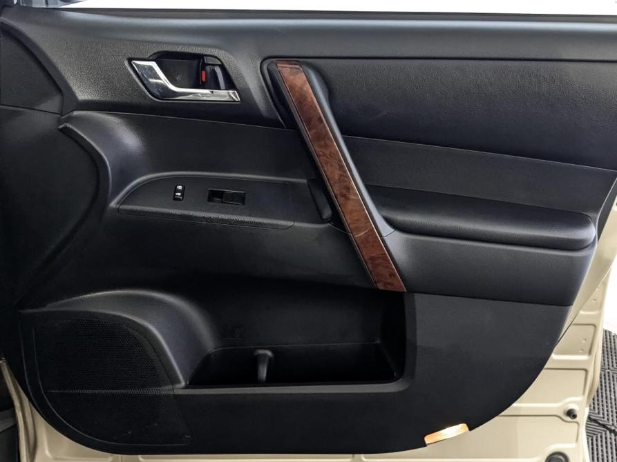 Toyota Highlander II (XU40) Рестайлинг Москва  - изображение 25