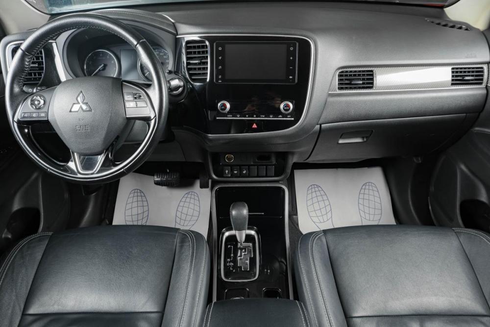 Mitsubishi Outlander III Рестайлинг 3 Тюмень  - изображение 13