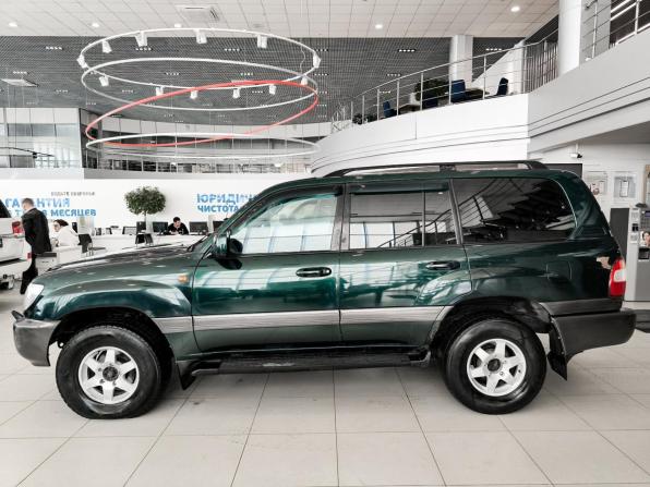 Toyota Land Cruiser 100 Series Рестайлинг 2 с пробегом 2006 года, цена 1 350 000 рублей, 733052 км, внедорожник, Автокод Объявления