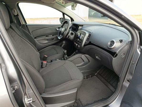 Renault Kaptur I Рестайлинг с пробегом 2021 года, цена 1 690 000 рублей, 52680 км, внедорожник, Автокод Объявления