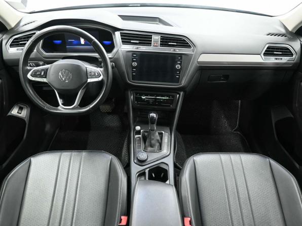 Volkswagen Tiguan II Рестайлинг с пробегом 2021 года, цена 3 069 900 рублей, 81826 км, внедорожник, Автокод Объявления