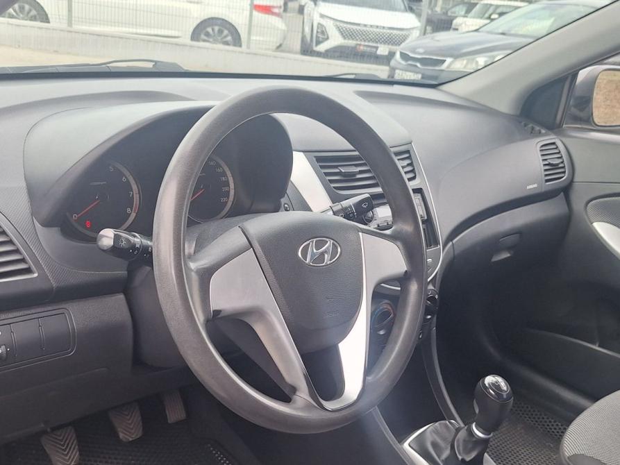 Hyundai Solaris I Волгоград  - изображение 5