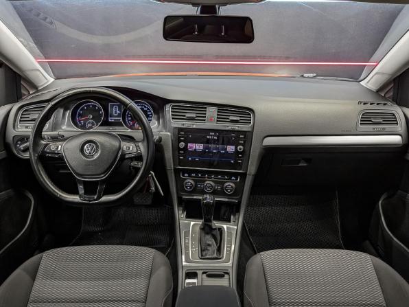 Volkswagen Golf VII Рестайлинг с пробегом 2018 года, цена 1 850 000 рублей, 104054 км, хэтчбек, Автокод Объявления