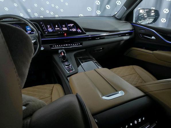 Cadillac Escalade V с пробегом 2022 года, цена 11 499 000 рублей, 38137 км, внедорожник, Автокод Объявления