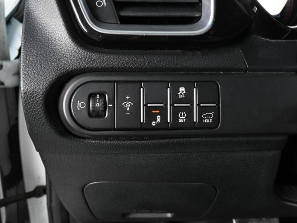 Kia Ceed III Рестайлинг с пробегом 2021 года, цена 2 119 000 рублей, 54270 км, универсал, Автокод Объявления