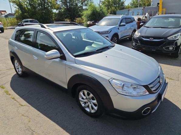 Dongfeng H30 Cross с пробегом 2014 года, цена 737 000 рублей, 92098 км, хэтчбек, Автокод Объявления