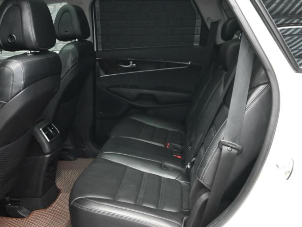 Kia Sorento III Prime с пробегом 2017 года, цена 2 990 000 рублей, 170447 км, внедорожник, Автокод Объявления
