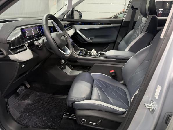 Geely Atlas II с пробегом 2024 года, цена 2 827 000 рублей, 20000 км, внедорожник, Автокод Объявления