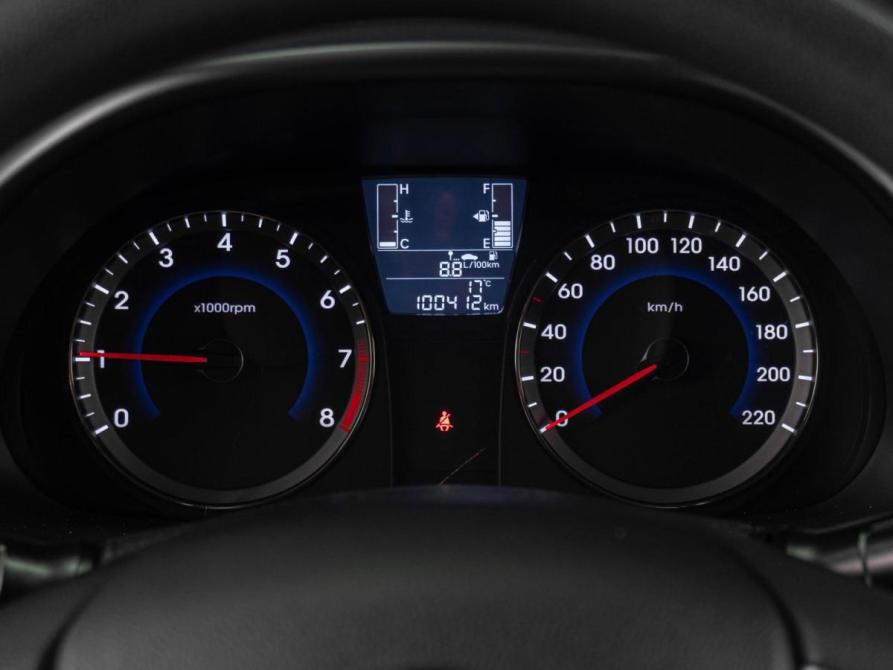 Hyundai Solaris I Рестайлинг Тюмень  - изображение 12