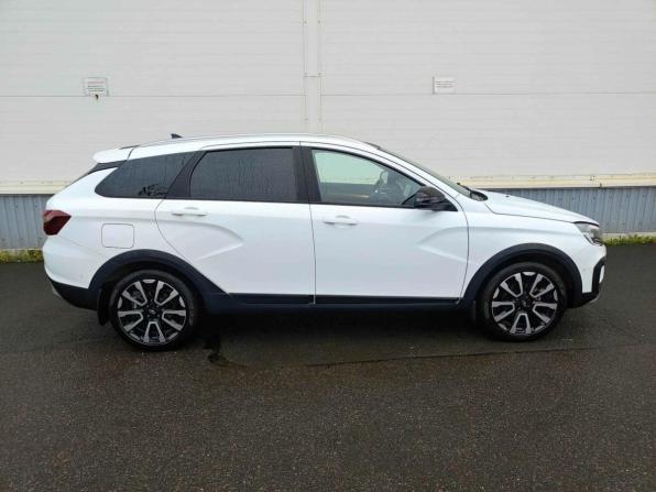 Lada (ВАЗ) Vesta I Рестайлинг (NG) с пробегом 2024 года, цена 1 615 000 рублей, 27425 км, универсал, Автокод Объявления