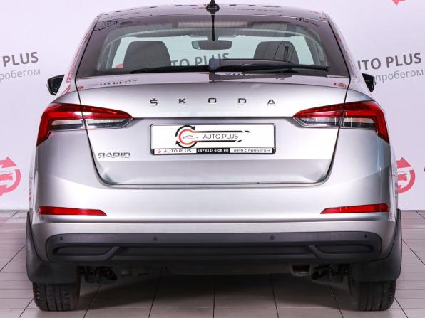 Skoda Rapid II с пробегом 2022 года, цена 1 350 000 рублей, 82689 км, лифтбек, Автокод Объявления