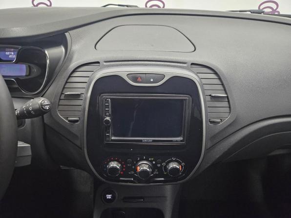 Renault Kaptur I с пробегом 2017 года, цена 1 177 000 рублей, 159775 км, внедорожник, Автокод Объявления