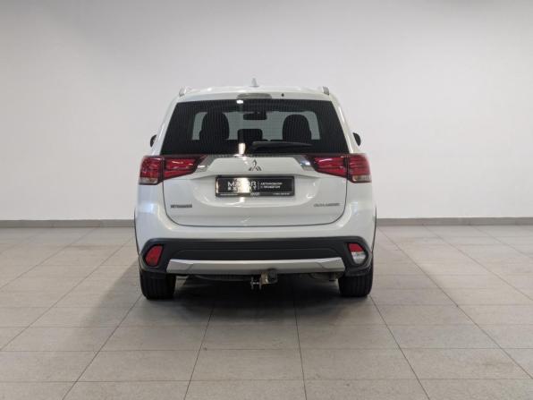 Mitsubishi Outlander III Рестайлинг 2 с пробегом 2018 года, цена 2 190 000 рублей, 51500 км, внедорожник, Автокод Объявления