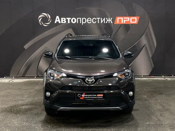 Toyota RAV4 IV (XA40) Рестайлинг с пробегом 2019 года, цена 2 590 000 рублей, 139830 км, внедорожник, Автокод Объявления