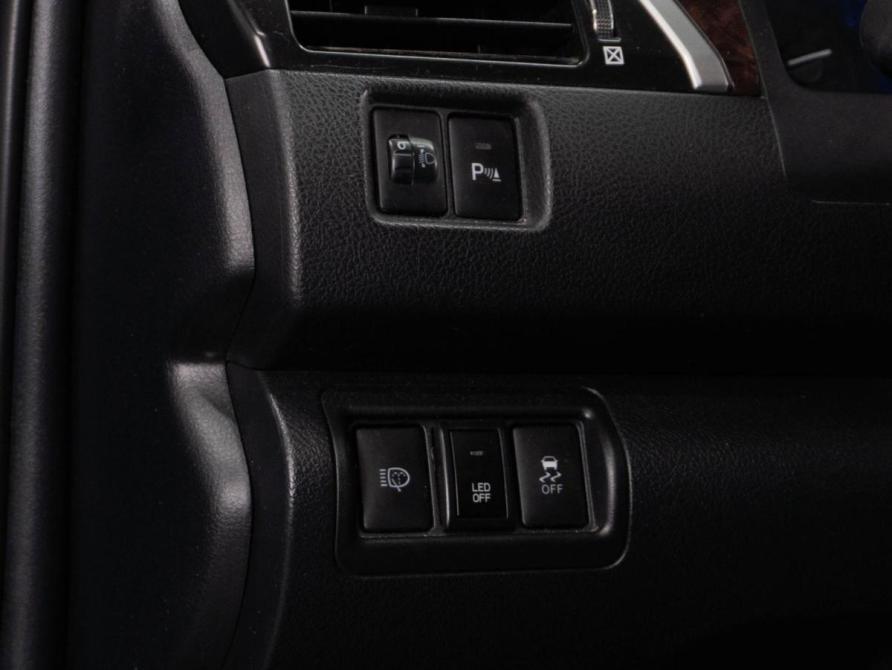 Toyota Camry VII (XV50) Рестайлинг Тюмень  - изображение 16