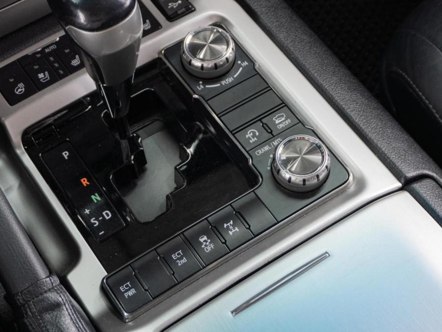 Toyota Land Cruiser 200 Series Рестайлинг 2 Тюмень  - изображение 19