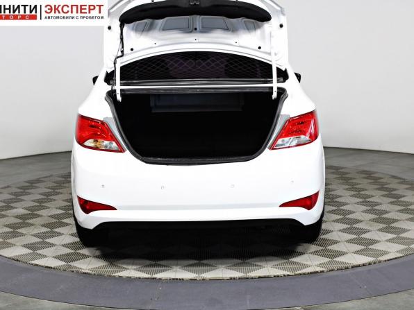 Hyundai Solaris I Рестайлинг с пробегом 2015 года, цена 998 000 рублей, 220258 км, седан, Автокод Объявления