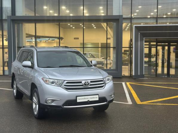 Toyota Highlander II (XU40) Рестайлинг с пробегом 2010 года, цена 1 950 000 рублей, 199834 км, внедорожник, Автокод Объявления