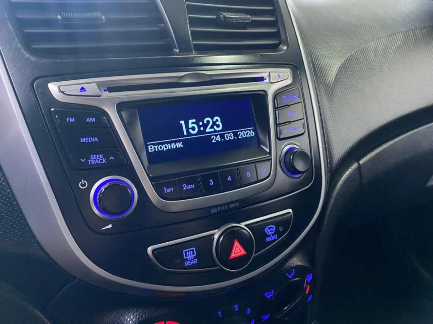 Hyundai Solaris I Рестайлинг Набережные Челны  - изображение 12