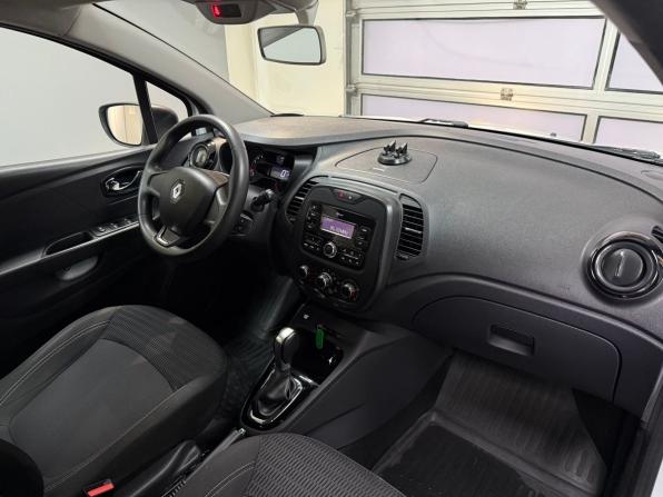 Renault Kaptur I с пробегом 2017 года, цена 1 260 000 рублей, 154077 км, внедорожник, Автокод Объявления