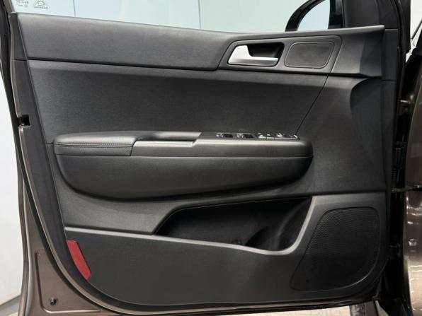 Kia Sportage IV с пробегом 2017 года, цена 2 250 000 рублей, 96073 км, внедорожник, Автокод Объявления
