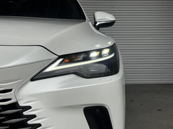 Lexus RX V с пробегом 2023 года, цена 8 980 000 рублей, 3355 км, внедорожник, Автокод Объявления