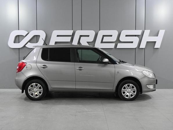 Skoda Fabia II Рестайлинг с пробегом 2013 года, цена 919 000 рублей, 144792 км, хэтчбек, Автокод Объявления