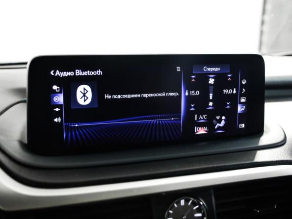 Lexus RX IV Рестайлинг с пробегом 2019 года, цена 3 190 000 рублей, 147061 км, внедорожник, Автокод Объявления