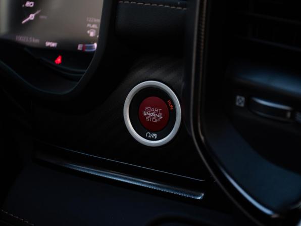 Ram 1500 V с пробегом 2024 года, цена 17 000 000 рублей, 10022 км, offers.body_type.unknown, Автокод Объявления