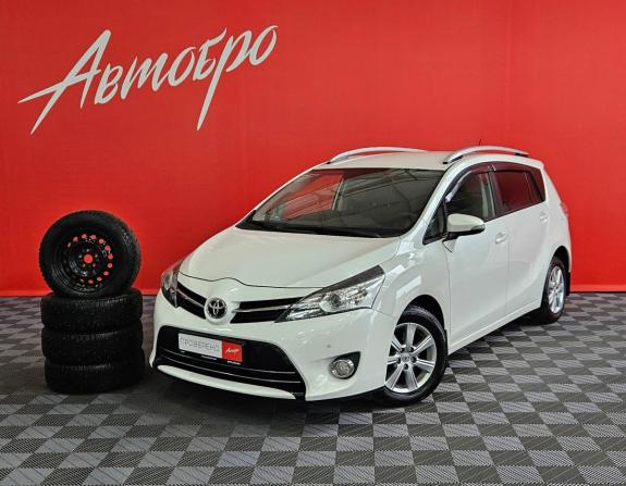 Toyota Verso I Рестайлинг с пробегом 2014 года, цена 1 349 000 рублей, 184182 км, компактвэн, Автокод Объявления