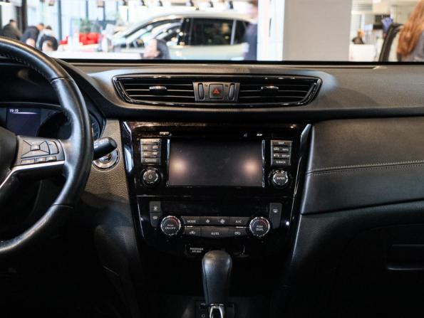 Nissan X-Trail III Рестайлинг с пробегом 2018 года, цена 3 180 000 рублей, 25737 км, внедорожник, Автокод Объявления