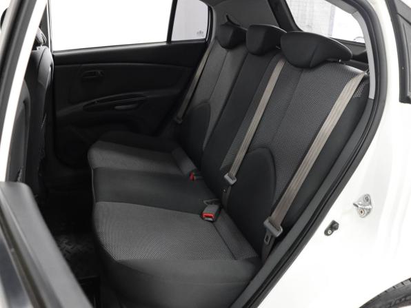 Kia Rio II Рестайлинг с пробегом 2011 года, цена 649 000 рублей, 216461 км, хэтчбек, Автокод Объявления