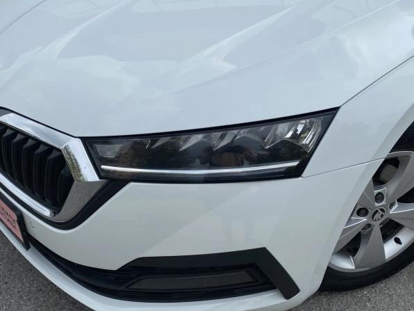 Skoda Octavia IV (A8) с пробегом 2021 года, цена 2 099 000 рублей, 75173 км, лифтбек, Автокод Объявления