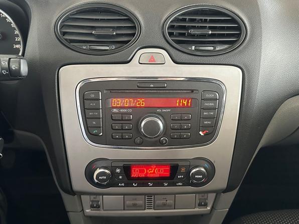 Ford Focus II Рестайлинг с пробегом 2011 года, цена 527 000 рублей, 355500 км, седан, Автокод Объявления