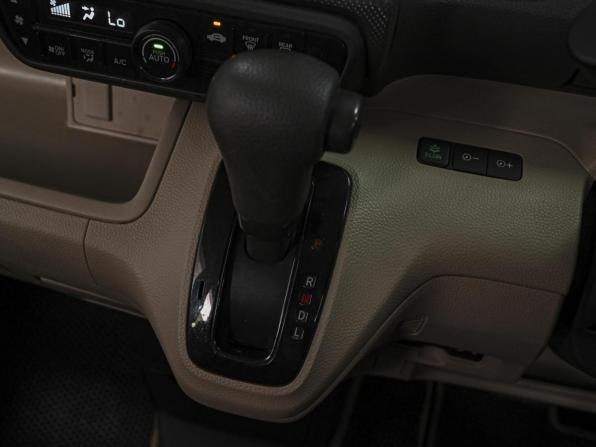 Honda N-BOX II с пробегом 2019 года, цена 849 000 рублей, 120735 км, микровэн, Автокод Объявления