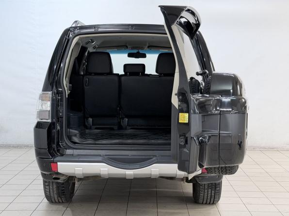 Mitsubishi Pajero IV Рестайлинг 2 с пробегом 2014 года, цена 2 099 000 рублей, 238439 км, внедорожник, Автокод Объявления